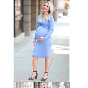 NEW Sweetheart Maternity Dress with Long Sleeves - Navy